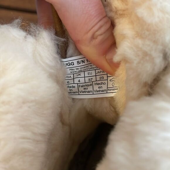 UGG Adirondack III Boots Chestnut USA Women Size 6/UK 4/EU 37 - Picture 13 of 14